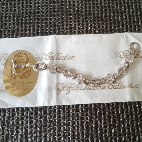 Fifth Avenue Clear Swarovski Crystals Bracelet S/M - Picture 4 of 7